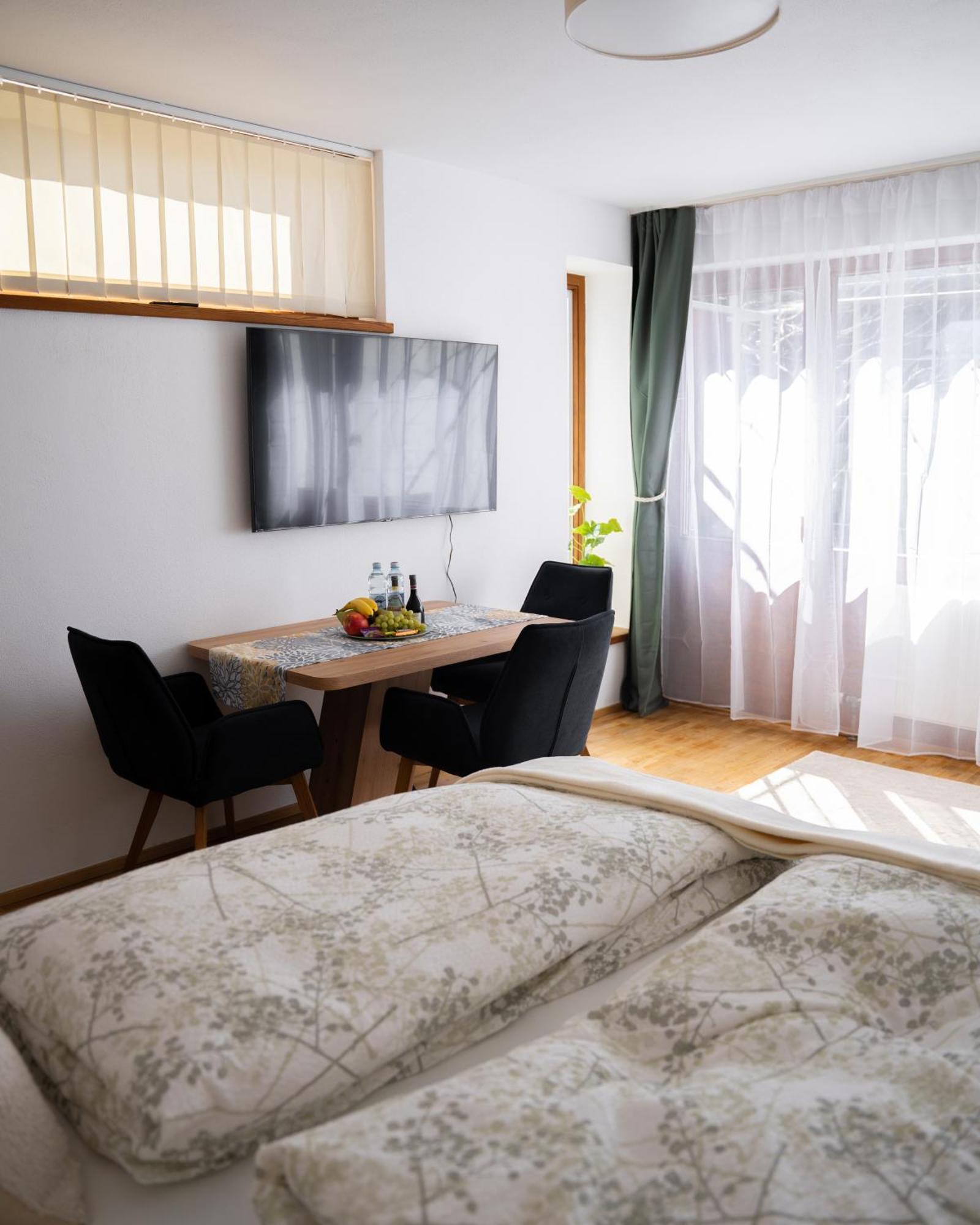 Eva Apartments - Bergisel Инсбрук Екстериор снимка